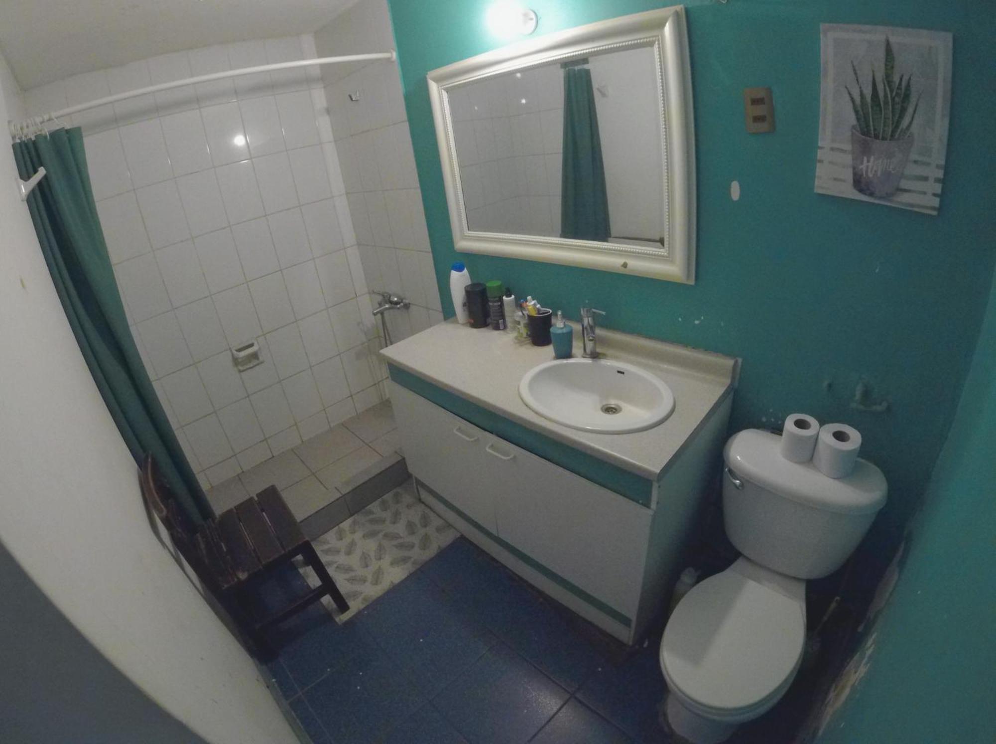 Hospedagem domiciliar Privada Con Cama Matrimonial En Departamento Compartido - Providencia *